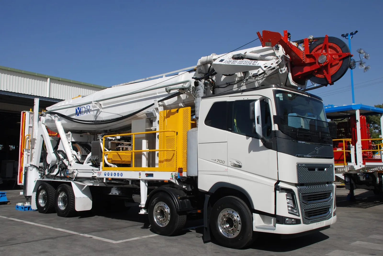 XDR 700 flush-by unit built by HYDCO